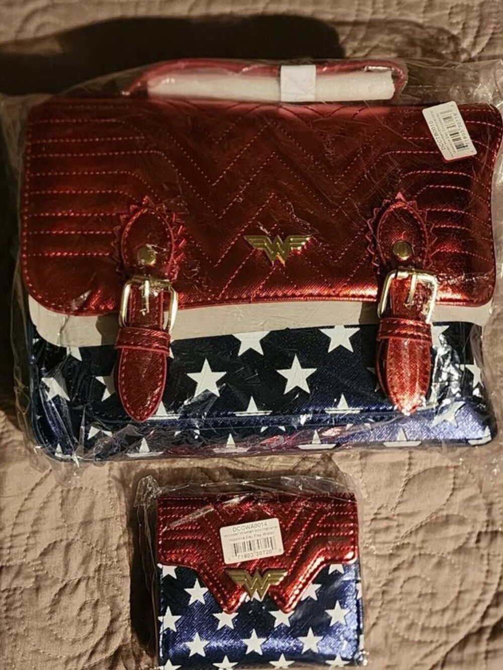 Loungefly Wonder Woman crossbody purse wallet set nwt
